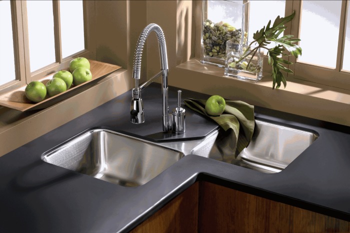 kitchen sink compare material