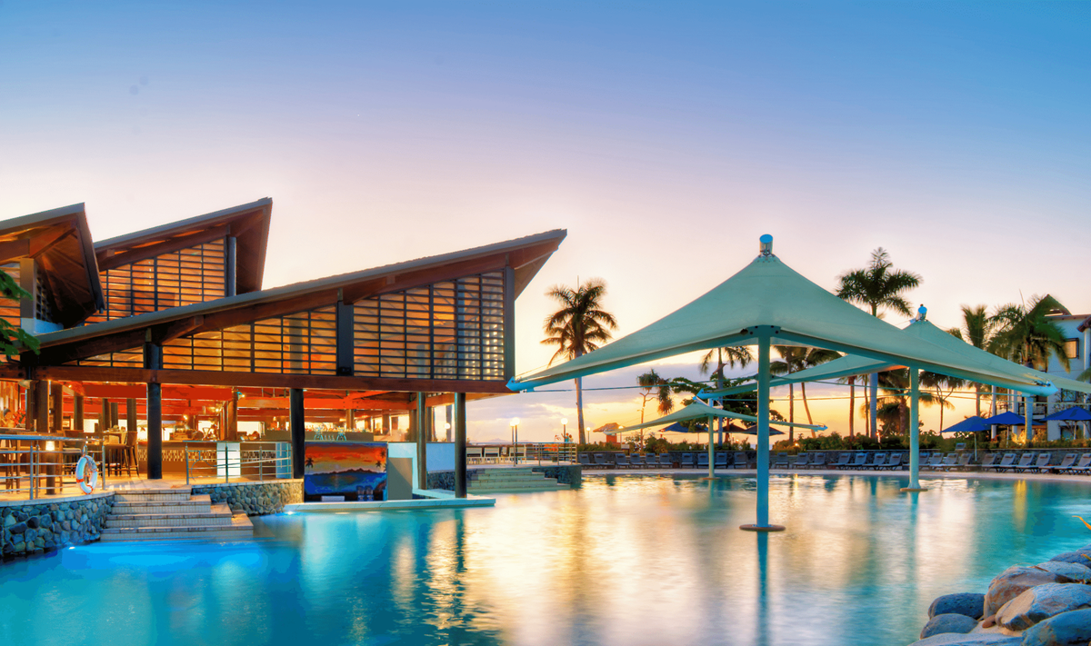 resort in fiji with pool