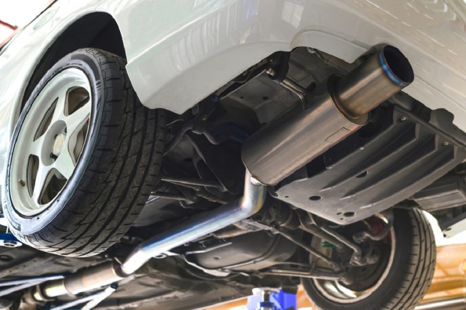 Performance exhaust system